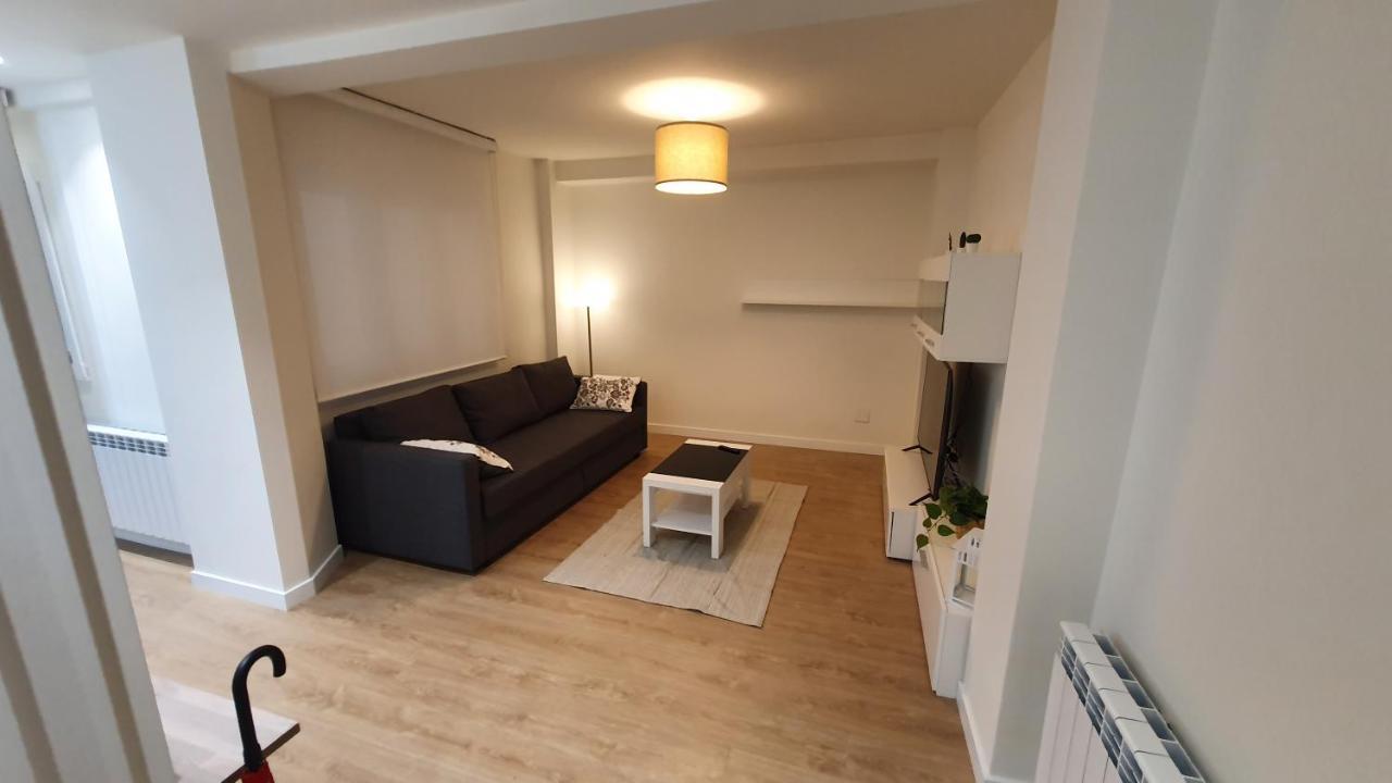 Auditorio Vicele - 2 Hab Y Sofa-Cama - Wifi - Vut-3692-As Oviédo Exterior foto